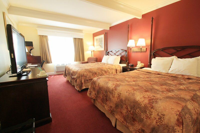 Western Merry Manor Hotel